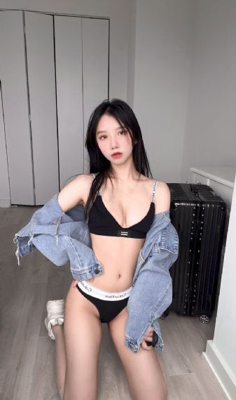 亚洲欧美性网友自拍_720高清在线