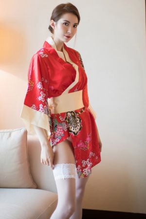 美女的烦恼电影_DVD免费高清观看