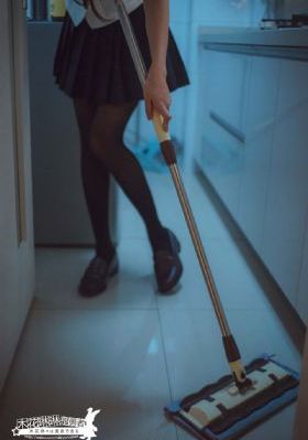 欧美胖女人人体艺术_DVD高清在线观看