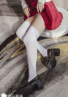 欧美丝袜在线第一页_高清电影完整版