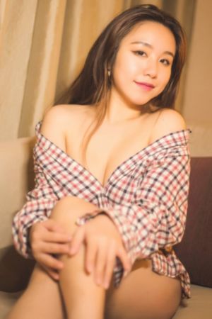国产亚洲精品久久久久久小舞_DVD高清视频播放