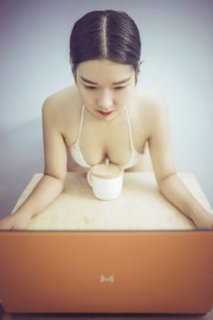欧美sm捆绑视频下载_1080P高清免费观看