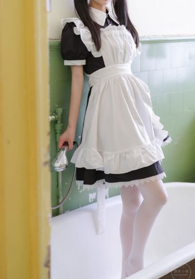 情侣头像欧美黑白婚纱_4KBD在线观看