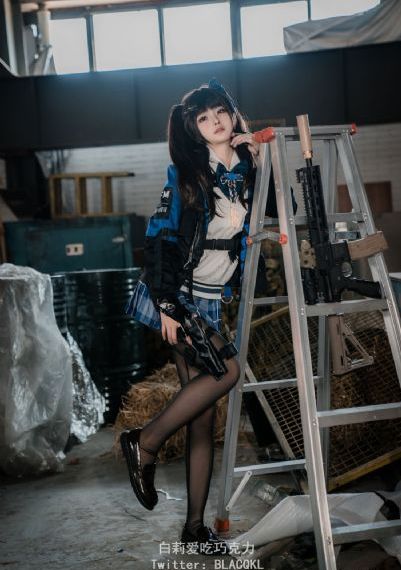 日韩美女ww555_电影无删减版
