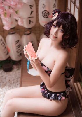 欧美女士泳装_最近国语在线观看